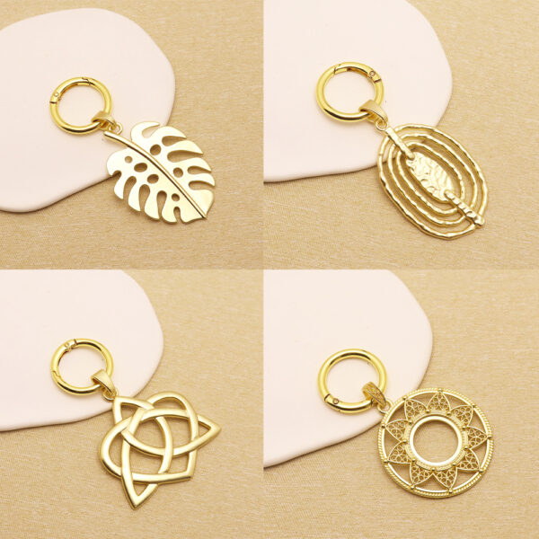 oly-6507f6fa46883e1e80fbfb86082b130e Wholesale Retro Geometric Bohemian Keychain Pendant Zinc Alloy Trendy Gift