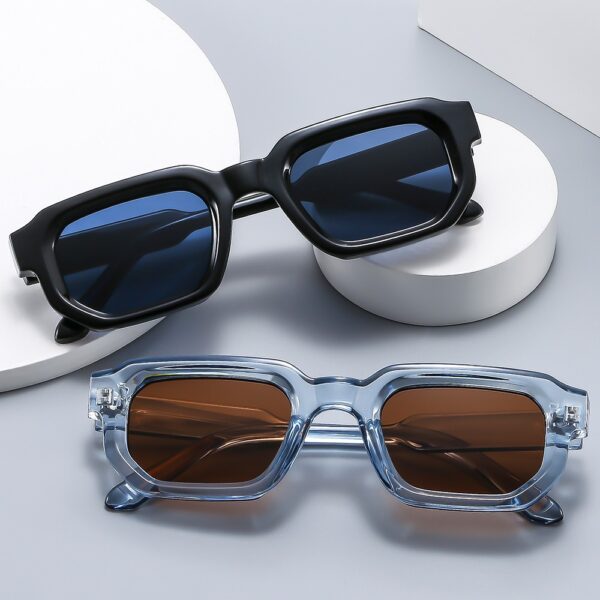 Wholesale Retro Square Sunglasses Grey Lens Black Frame Fashion Accessory Boutique Gift