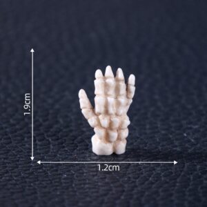 25# Simian Crease / Halloween items
