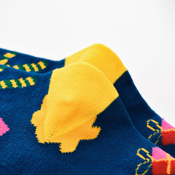oly-65b99ced716f9fbaadf94fee4bcddb96 Wholesale Street Trendy Mid Calf Christmas Socks Cotton Solid Color Unisex Gift Casual