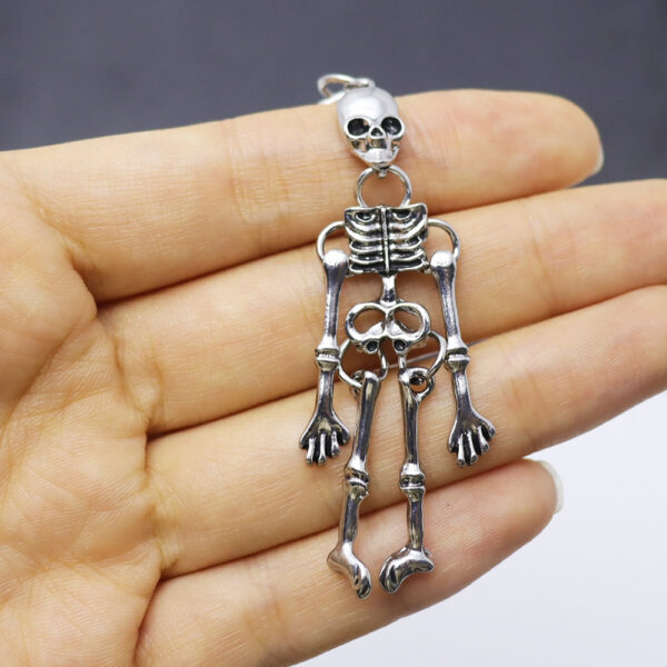 Wholesale Halloween Skull Pendant Keychain Silver Zinc Alloy Party Decorative Accessory