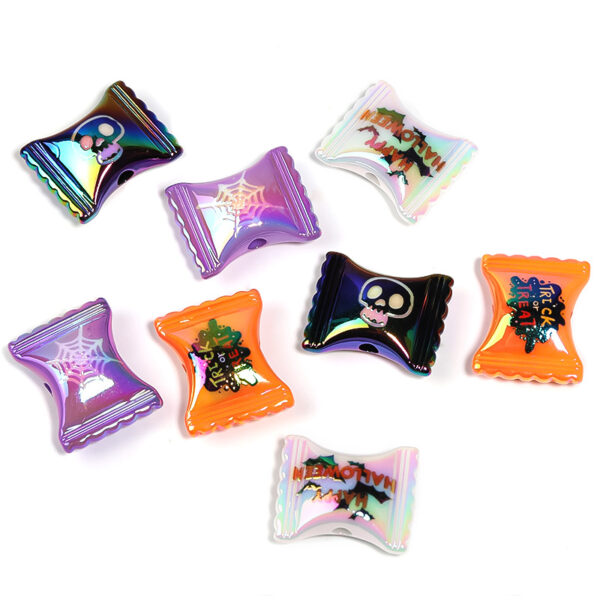 oly-65d0a70731c60f4073c4a4bd7ac94b09 Wholesale Halloween Acrylic Beads Bat Skull Shapes for DIY Phone Charm Car Key Accessory