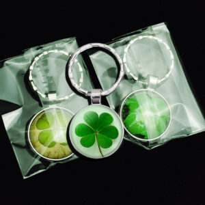 oly-664bb83c7cf89fc992a4566670103bdd Wholesale Metal Luminous Four Leaf Clover Keychain Crystal Glass Lucky Charm Gift