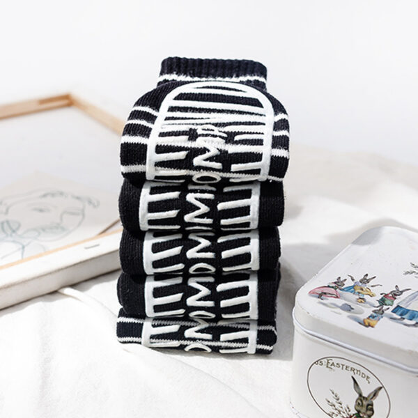 oly-666880fad67700c3a58a606392621419 Wholesale Women's Cotton Black White Striped Anti slip Mid calf Socks Winter Fashion Accessory