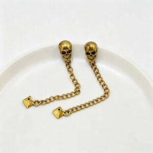 A pair of vintage gold skull earrings (FG1684-1)