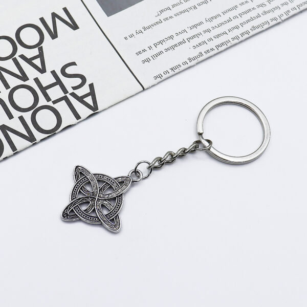 Wholesale Silver Metal Celtic Knot Keychain Pendant Car Key Accessory Gift