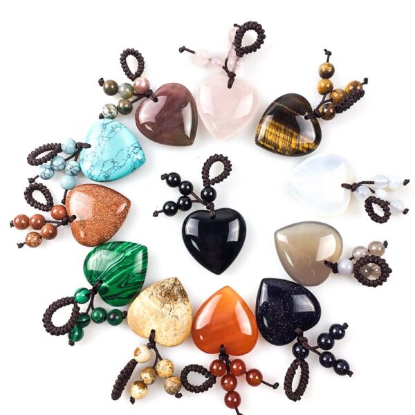 Wholesale Natural Crystal Heart Pendant Keychain Decorative Car Key Accessory for Boutique Resale