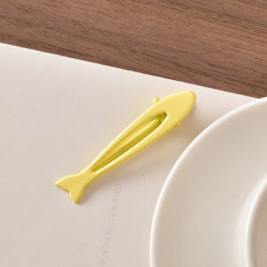3 # Solid color fish-yellow