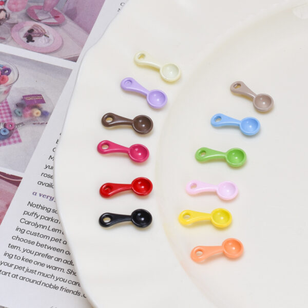 oly-6b33e8b41c410128bbe04b360f32f687 Wholesale Alloy Baking Paint Spoon Pendant DIY Phone Charm Car Key Accessory Resale Gift