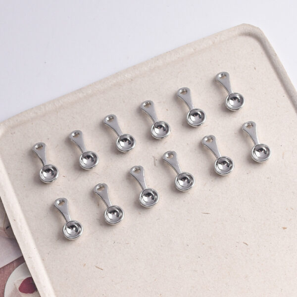 oly-6c375293d588ff2b4e508d14db72f79b Wholesale Chic Spoon Alloy Pendant for DIY Bag Charm Phone Accessory