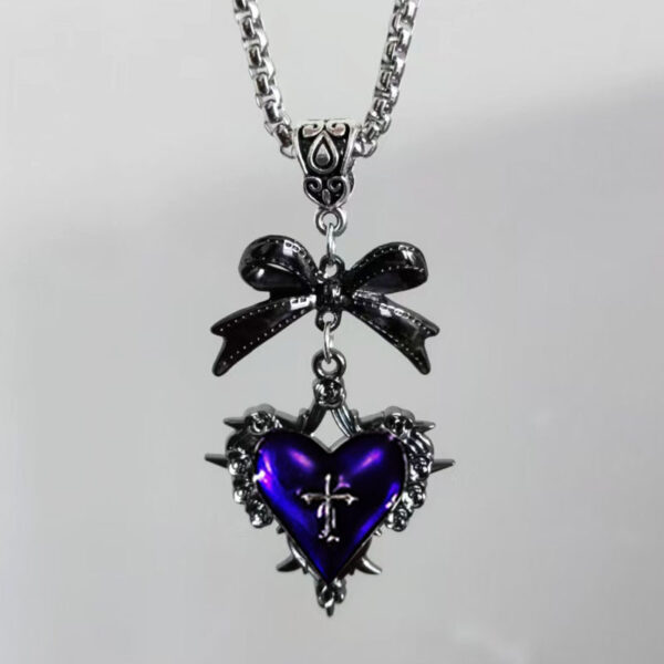 oly-6c4d2a39c015893a835db1823c74cd4d Wholesale Alloy Red Heart Pendant Necklace Gothic Punk Style Square Chain Jewelry Accessory