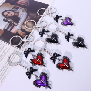 Wholesale Zinc Alloy Gothic Black Heart Keychain Pendant, Boutique Car Key Accessory