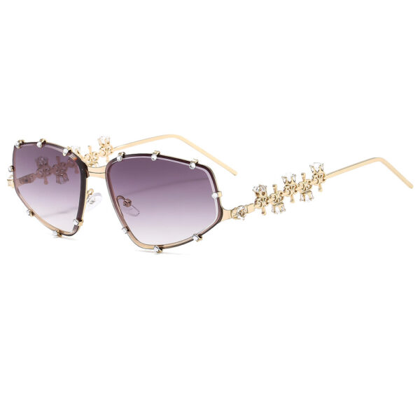 Wholesale Rhinestone Cyberpunk Sunglasses UV400 Full Frame Black Grey Trendy Fashion Accessory