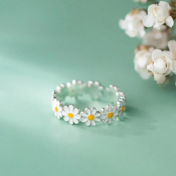 Wholesale Trendy Little Flower Ring Alloy Adjustable Fashion Accessory for Women