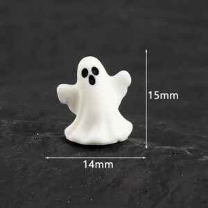 2 # White trumpet ghost