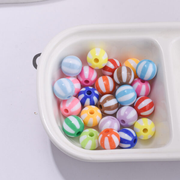 Wholesale Circus Print Acrylic Round Beads for DIY Phone Strap Bracelet Charm Fashion Accessory Gift