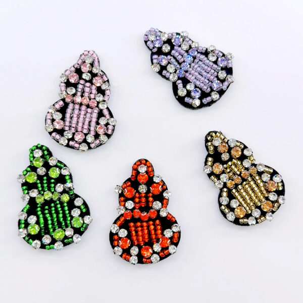 oly-70925f36c4796ee7f7415ed5dcfbe31c Wholesale Gourd-Shaped Crystal Bead Embroidered Applique - Chic Decorative Accent for Towels, Shoes, Bags - Boutique Resale Gift
