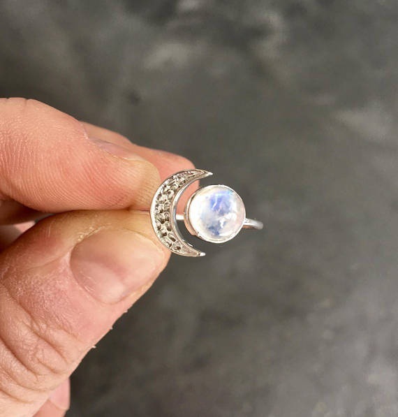 oly-70f55de1bd40eda62000f54057c4c3d9 Wholesale Silver Plated Moonstone Ring Fashion Wedding Jewelry Boutique Resale