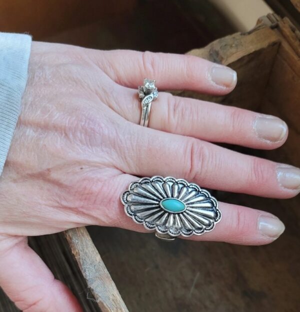 oly-70f5db190ef93ca6d7531eaedb4a7bfd Wholesale Silver Plated Alloy Ring, Vintage Bohemian Oval Shape, Chic Fashion Jewelry Accessory