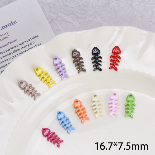 Wholesale Colorful Spray Paint Fish Bone Pendant DIY Charm for Jewelry Making Fashion Accessory