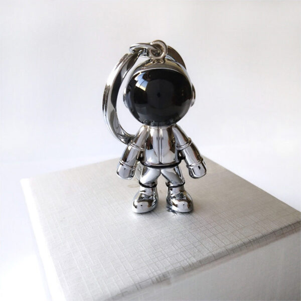 Wholesale Minimalist Astronaut Keychain Alloy Spaceman Pendant Car Key Gift