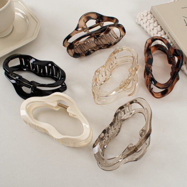 oly-7206b29e73d9ae0436812f105ed41273 Wholesale Plastic Hair Claw Clip Irregular Liquid Line Stylish Hair Accessory for Women