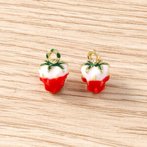 Cream strawberry