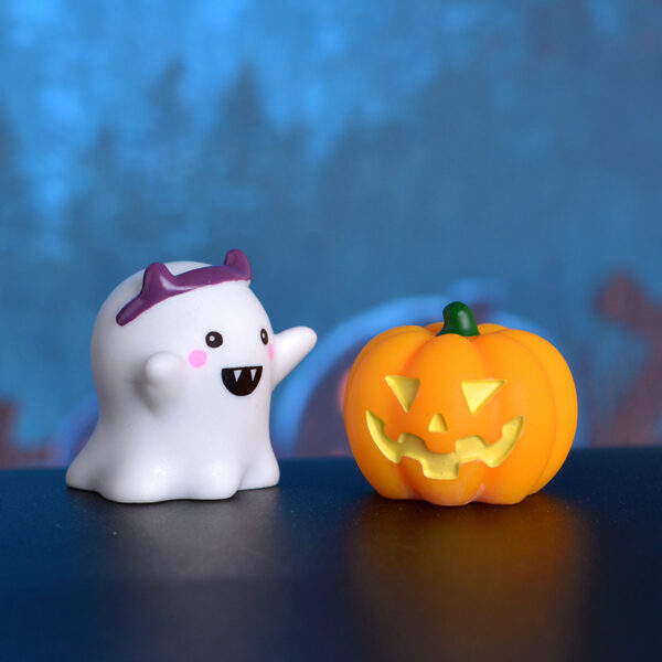 oly-73d59b7f21554aabcf4e8c84090d6385 Wholesale Resin Halloween Witch Hat Ghost Ornament Micro Landscape Decor Gift