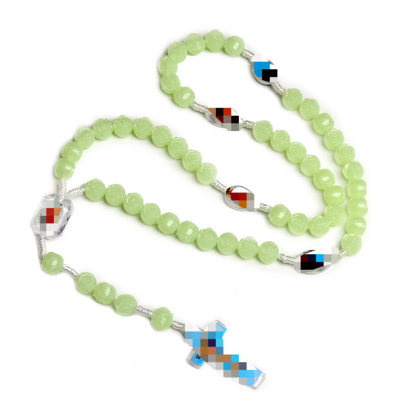oly-742e2faab1366e72695a05e4c0ddadcd Wholesale Stylish Glow in the Dark Cross Necklace Plastic Resin Handmade Accessory
