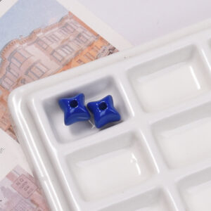 Dark blue starburst