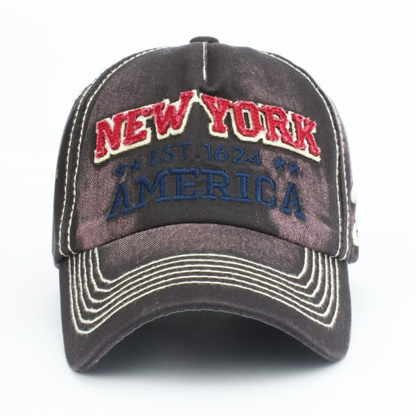 Wholesale Distressed Cotton Baseball Cap with English Letter Design Adjustable Sun Hat for Everyday Wear