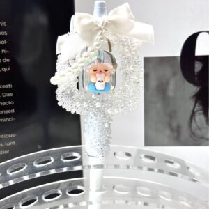 One white finished pen