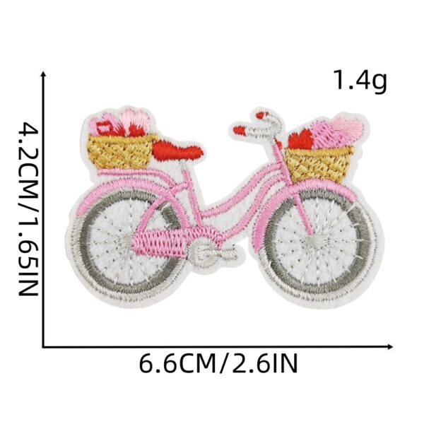 Wholesale Cartoon Animal Embroidered Heart Cloth Patches for Clothing Decoration Trendy Boutique Accessory