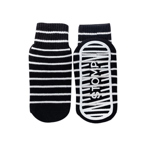 oly-76261f7c8ac4394058c60645d3265818 Wholesale Women's Cotton Black White Striped Anti slip Mid calf Socks Winter Fashion Accessory
