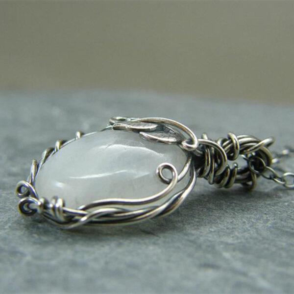 Wholesale Vintage Moonstone Drop Necklace Alloy Water Wave Chain Wedding Jewelry Gift