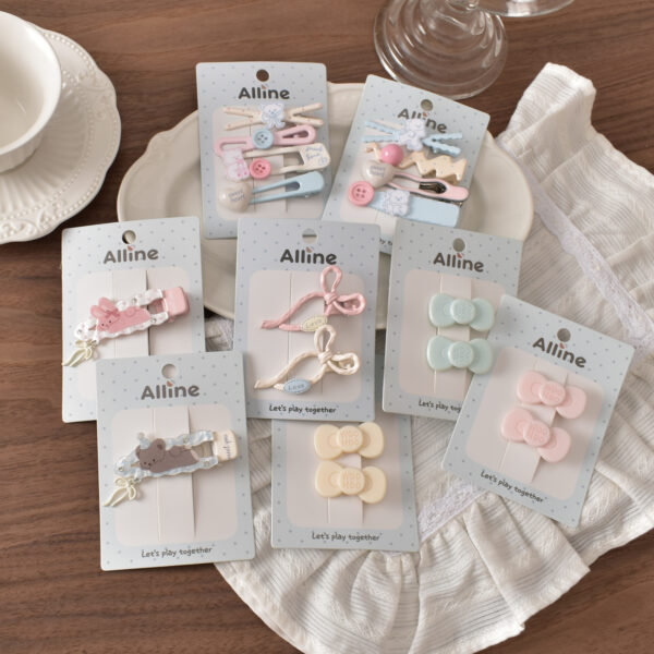oly-7718cc1ab87f0ac156be7fd7452174a9 Wholesale Teddy Bear Acrylic Hair Clips 4 Piece Blue Cross Skateboard Design, Everyday Use Hair Accessory, Gift