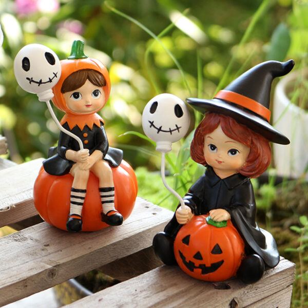 Wholesale Resin Halloween Skull Balloon Witch Statue Set Decorative Accent for Home Garden