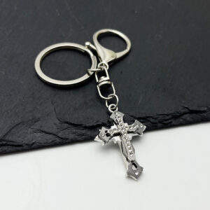 oly-78cc7c9748599bb4d09cc06dcefca5e7 Wholesale Vintage Cross Keychain Pendant Zinc Alloy European Style Round Buckle for Bag Car Key Decorative Accessory