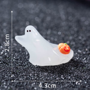 Escape ghost no. 2 / Glow-in-the-dark smart ghost