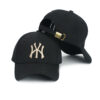 Wholesale Trendy White Baseball Cap with Embroidery Letter for Outdoor Sports
