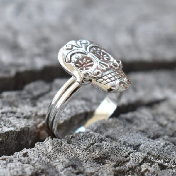 oly-7a3e18596dcc1c2464be8255f7361291 Wholesale Silver-Tone Alloy Skull Ring Vintage Halloween Women's Jewelry Fashion Accessory Boutique Resale