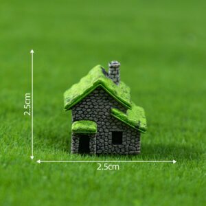 #5 Moss House / thatched house