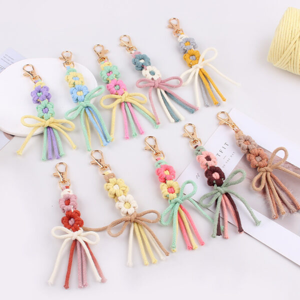 oly-7b94ecae6a5fd6c80f7eed3cf0b2b3f6 Wholesale Korean Style Handmade Crochet Flower Keychain Bag Charm Cotton Rope Car Key Accessory Gift
