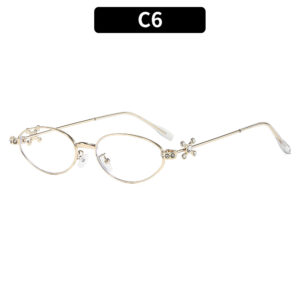 C6-Gold-framed white film