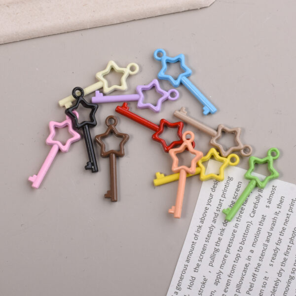 oly-7c2c19f89aaa28114d39becf2a1b257c Wholesale Five Pointed Star Pendant Keychain Charm DIY Phone Chain Car Key Accessory Gift