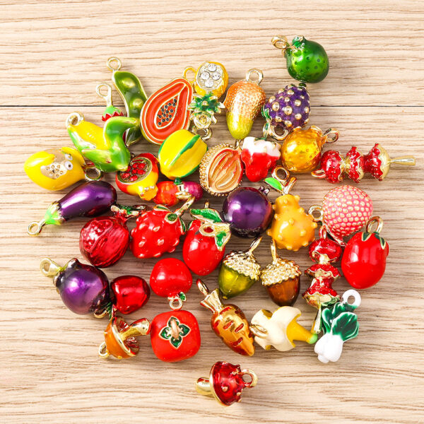 Wholesale Trendy Faux Fruit Vegetable Pendant Charms 5 Pack Zinc Alloy DIY Jewelry Accessories in Purple Radish