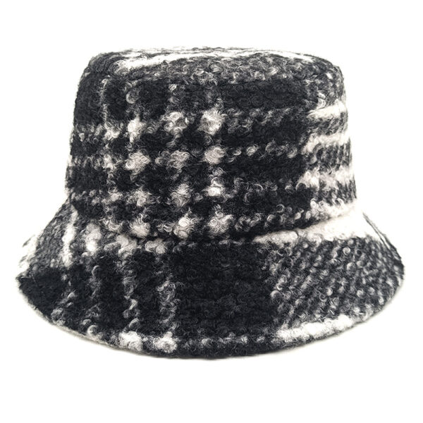 Wholesale Retro Plaid Teddy Fleece Bucket Hat Stylish Casual Fashion Accessory for Men Women Gift Resale