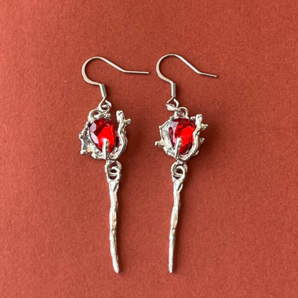 oly-7da9531f91735b2e24c80226d99a51c7 Wholesale Gothic Red Ruby Earrings, Alloy Silver Electroplated Punk Jewelry Accessory for Everyday Wear