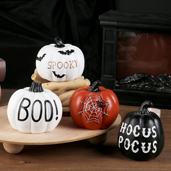 Wholesale European Style Resin Pumpkin Black Halloween Decorative Accent for Party Tabletop