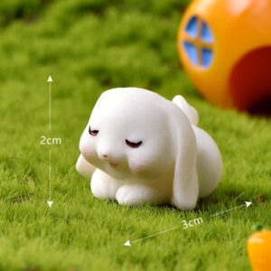 No. 11 lying rabbit / Rabbit paradise